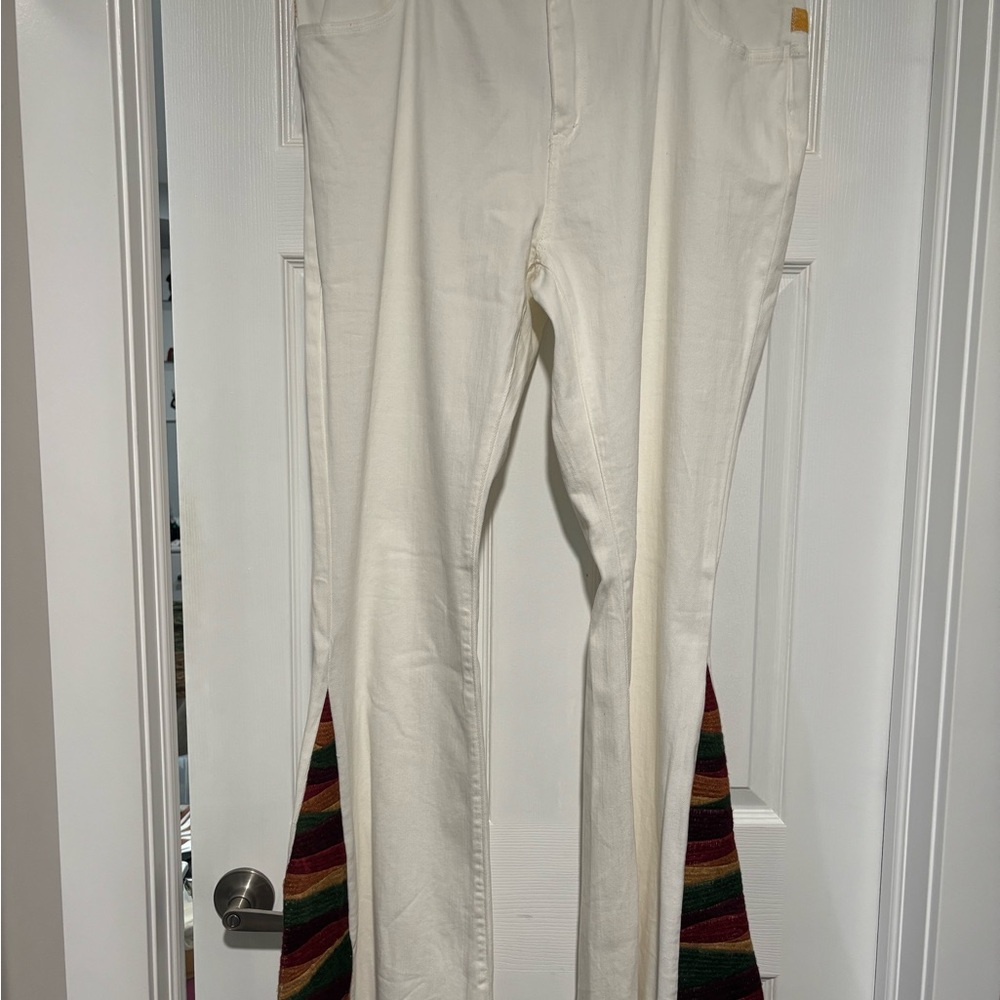 White Flare & Wide Leg Jeans with Multicolor Detail